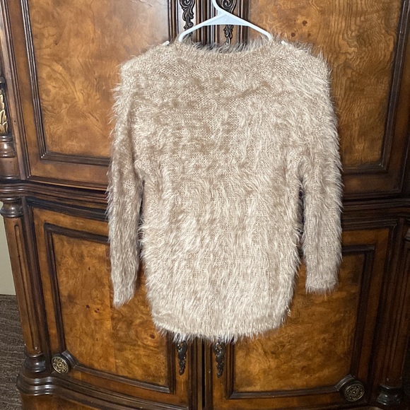 Chelsey & Violet sweater - Picture 2 of 3